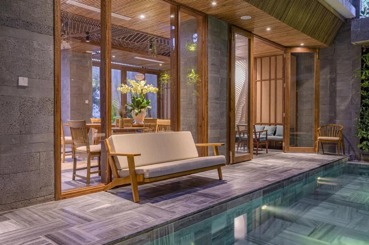 Le Boutique Danang Hotel